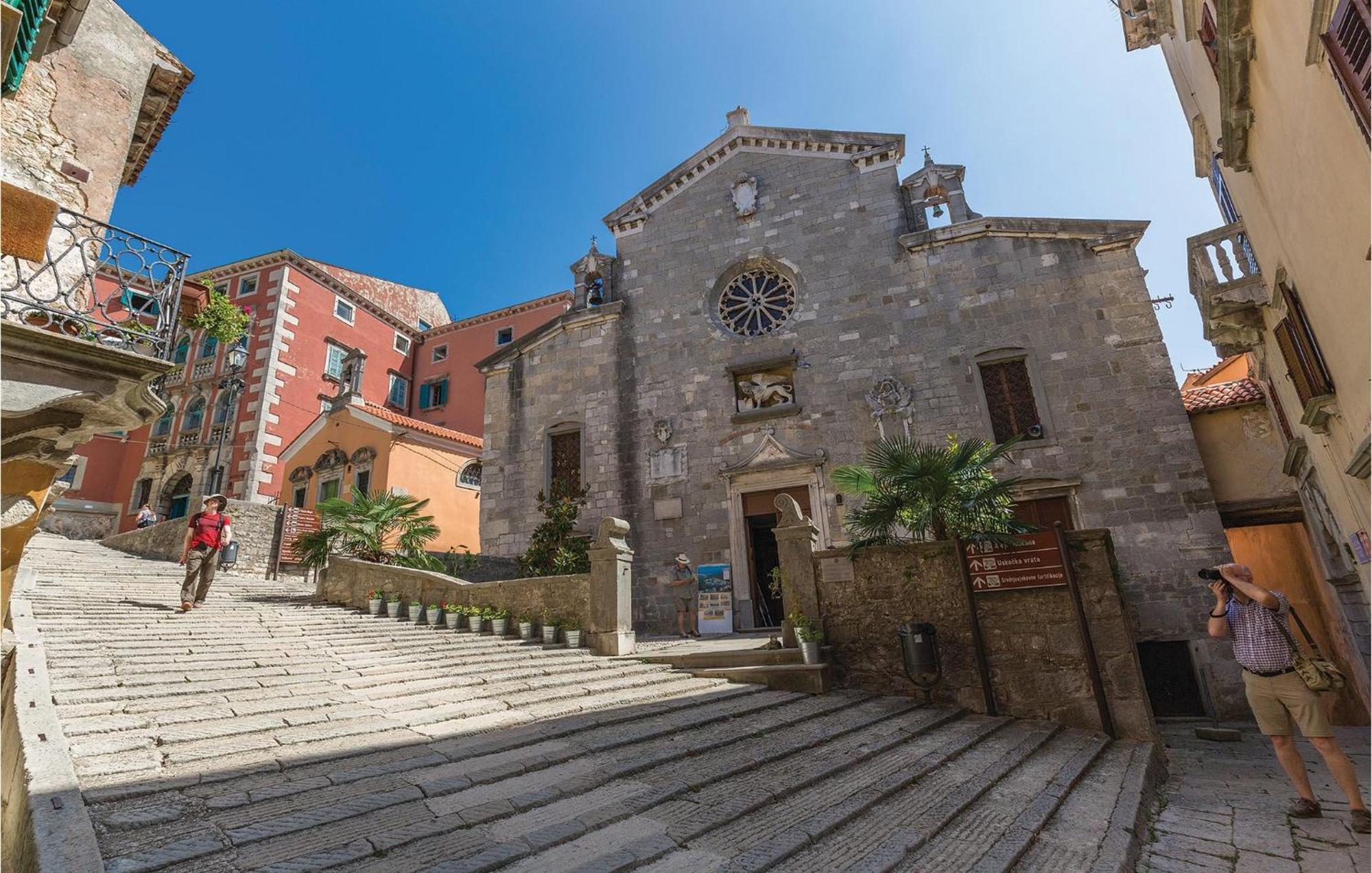 Awesome Apartment In Labin With Wifi Rasa Bagian luar foto