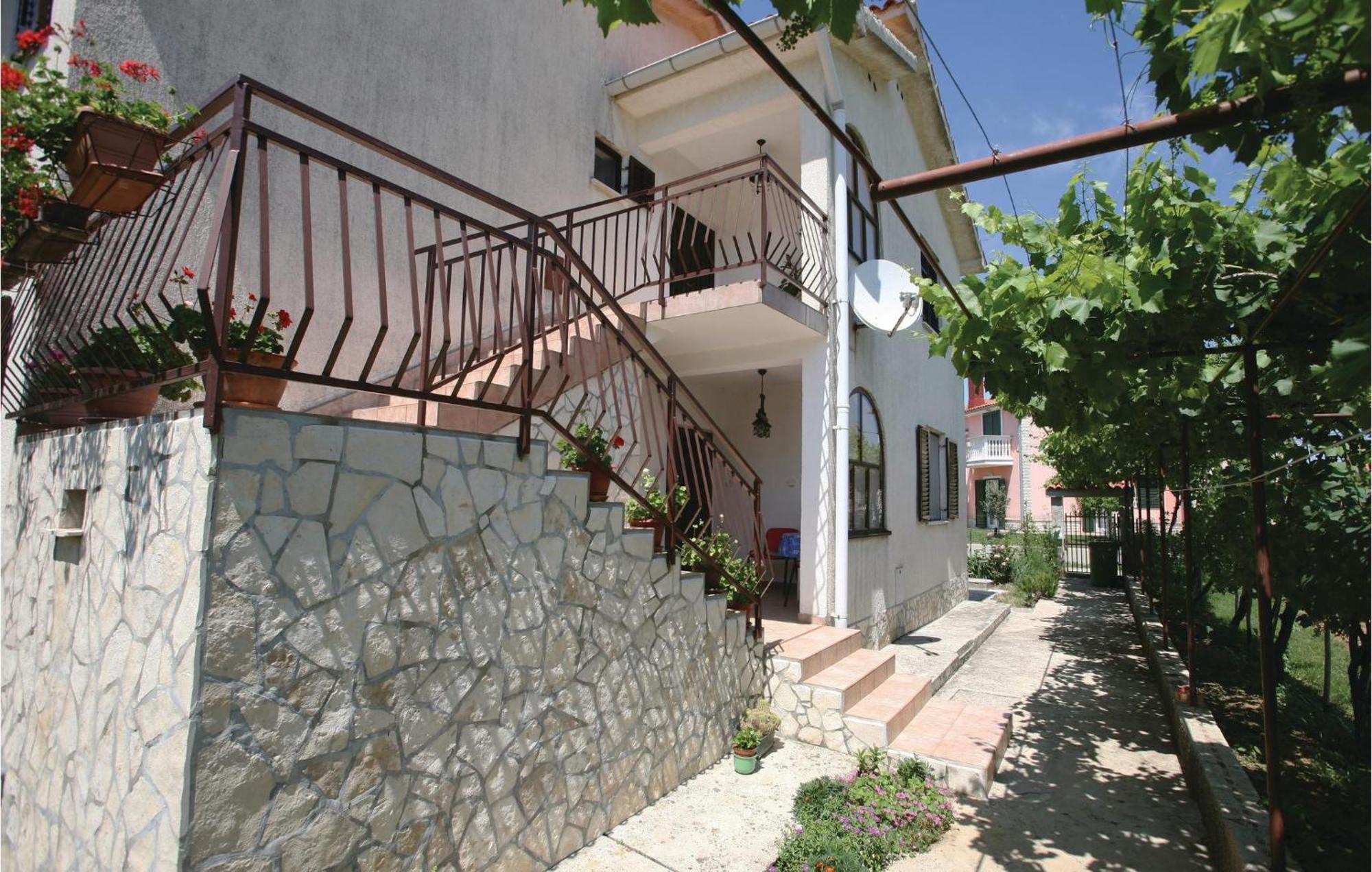 Awesome Apartment In Labin With Wifi Rasa Bagian luar foto