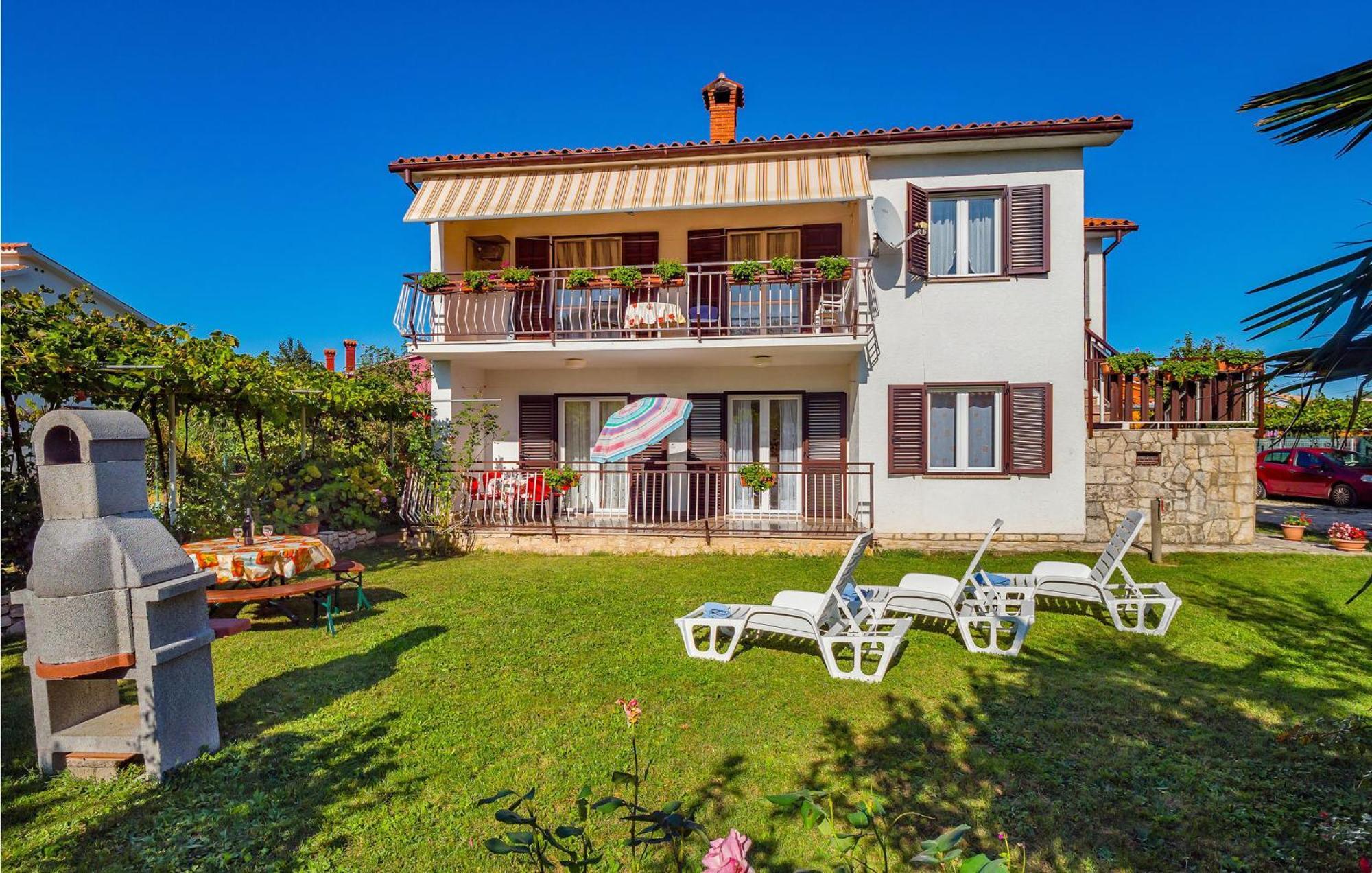 Awesome Apartment In Labin With Wifi Rasa Bagian luar foto